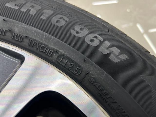 TOYOTA 80系ノア・ヴォクシー後期純正ホイール + KUMHO ECSTA HS52