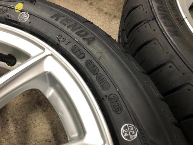 BRIDGESTONE
ECO
FORME
SE-15
+
KENDA
KR 203