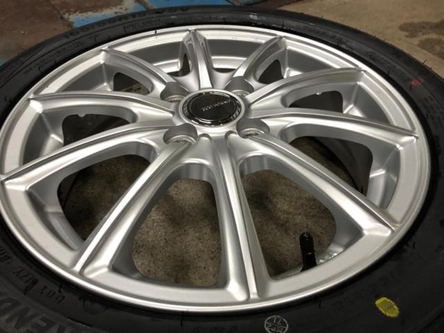 BRIDGESTONE
ECO
FORME
SE-15
+
KENDA
KR 203