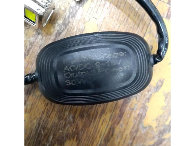 メーカー不明 LED ヘッドライト HS5 Hi/Lo 切り替え直流交流兼用 ヘッドライトバルブ