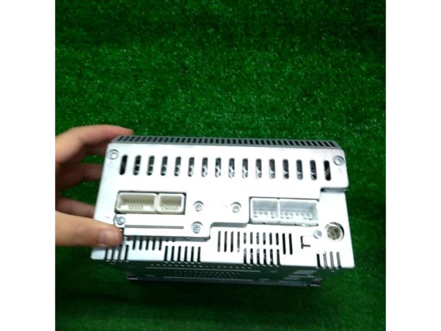 Toyota
Genuine
2 DIN cassette + CD tuner
08600-00G60