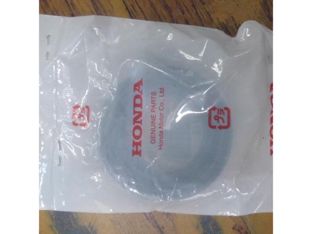 HONDA
Genuine dust seal
91253-MAE-003