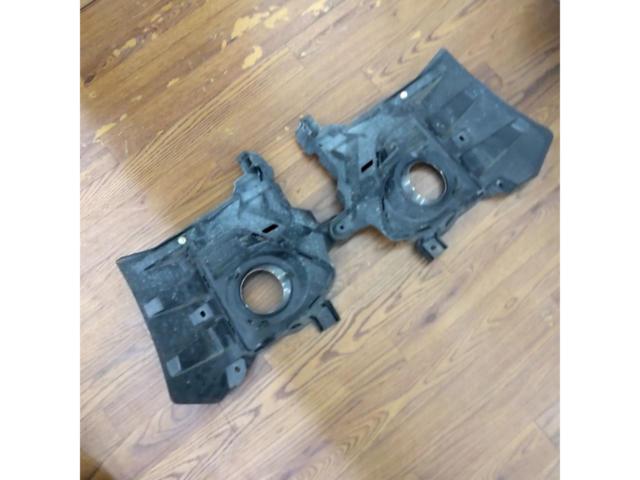 TOYOTA 20アルファード 純正フォグカバー(スモークメッキ)
