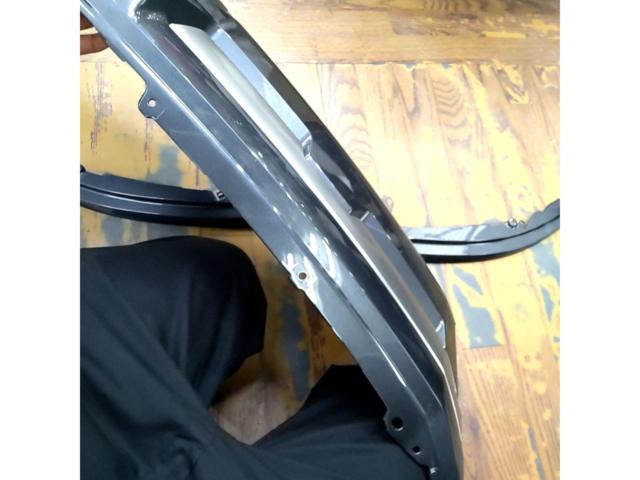 三菱 デリカD5 後期 純正フロントグリル