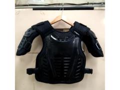 One-size-fits-all
KOMINE
SK-600
Chest guard