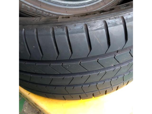 PIRELLI
PZERO
MO
Mercedes-Benz approved tires (2 tires)