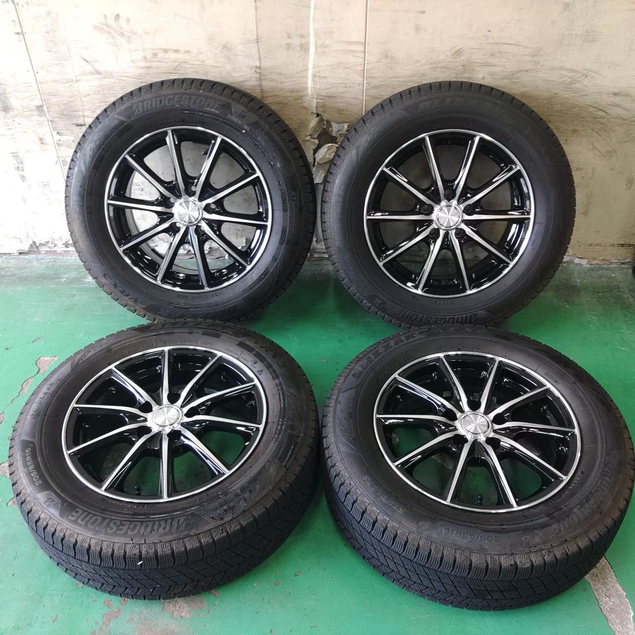 BRIDGESTONE
ECO
FORME
CRS 15 + BRIDGESTONE
BLIZZAK
VRX3