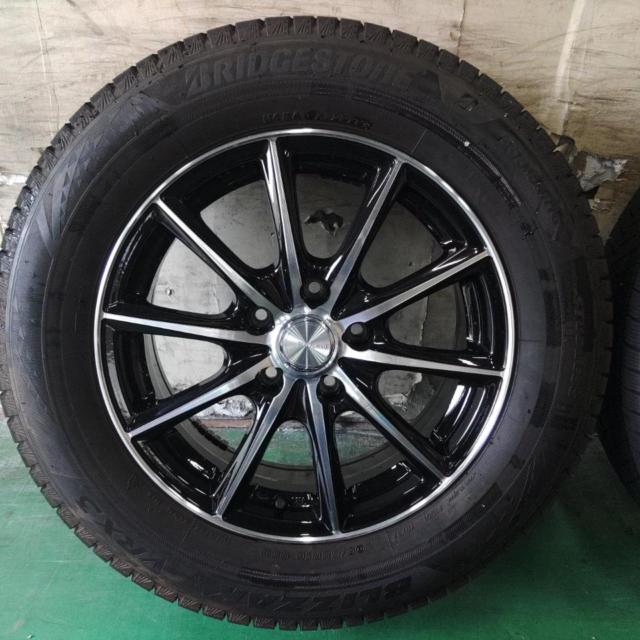 BRIDGESTONE
ECO
FORME
CRS 15 + BRIDGESTONE
BLIZZAK
VRX3