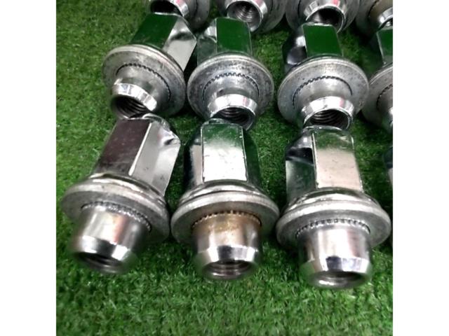 トヨタ 純正平座ナット M12×P1.5 20個セット