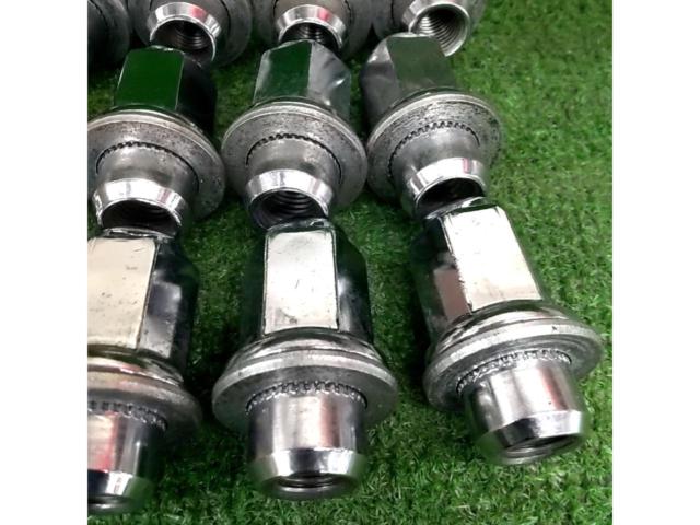 トヨタ 純正平座ナット M12×P1.5 20個セット