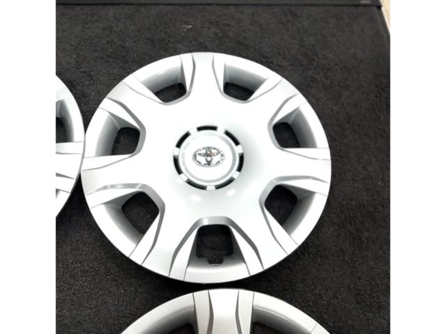 ハイエース 純正ホイールキャップ 4枚