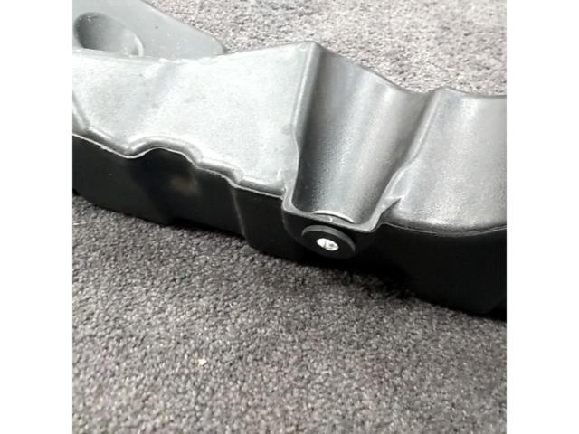 トヨタ 200系ハイエース 純正 レゾネーター