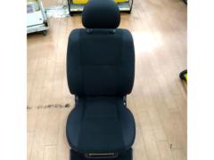 200系ハイエース ダークプライムⅡ 運転席