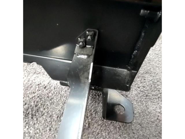RECARO
Delica Space Gear
Seat rail
For driver's seat