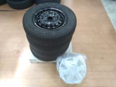 TOYOTA ピクシス純正スチールホイール + HANKOOK Winter RW06