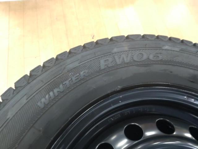 TOYOTA ピクシス純正スチールホイール + HANKOOK Winter RW06