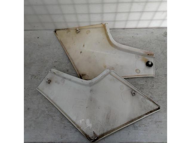 HONDA VT250F/MC08 純正サイドカバー