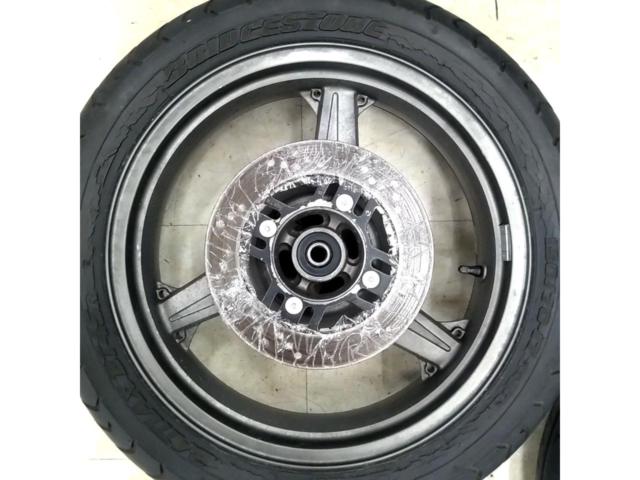 KAWASAKI
Original wheel
R-1373 Zephyr χ