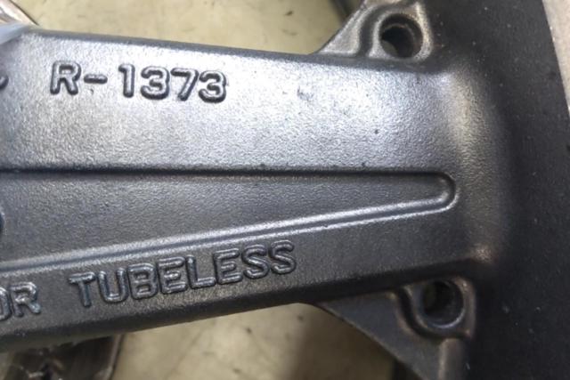 KAWASAKI
Original wheel
R-1373 Zephyr χ