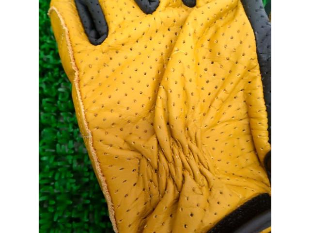 DAYTONA
Perforated Mesh Standard Cowhide Leather Gloves