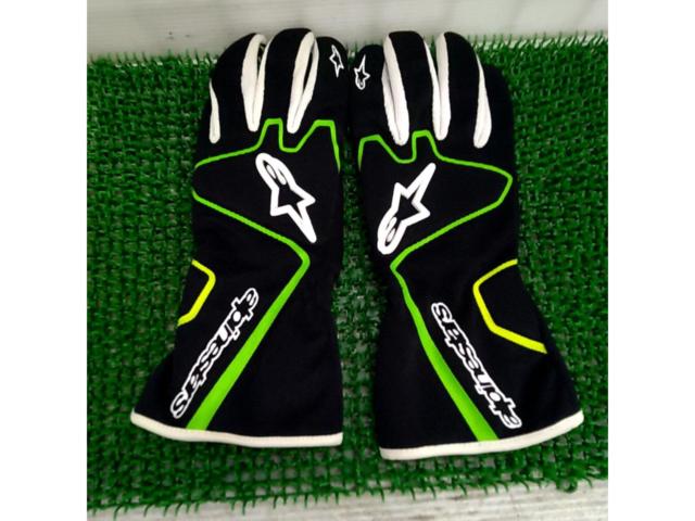 AlpinestarsTECH
1-K
RACE
Globe