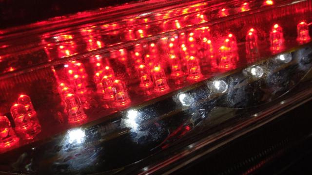 ※LED欠けあり※メーカー不明 クリアLEDテールランプ【KAWASAKI ZRX400】