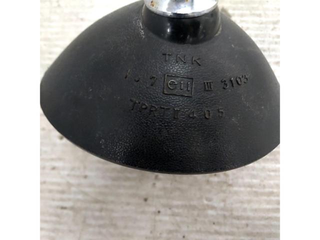  then 
YAMAHA
Genuine
Tuning fork mark
Bullet type mirror
(M10
forward/reverse)