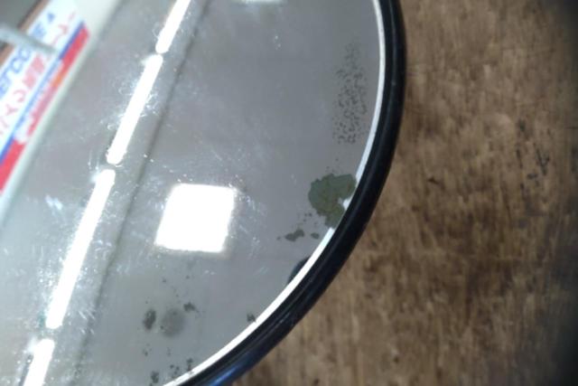  then 
YAMAHA
Genuine
Tuning fork mark
Bullet type mirror
(M10
forward/reverse)