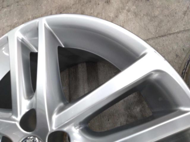 TOYOTA 200系クラウンアスリート 後期純正ホイール