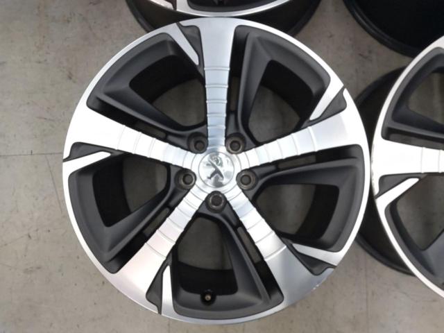 PEUGEOT (Peugeot)
308 SW
GT-Line genuine wheels
