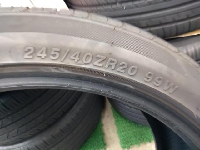 GRENLANDER L-ZEAL56 245/40R20 2本
