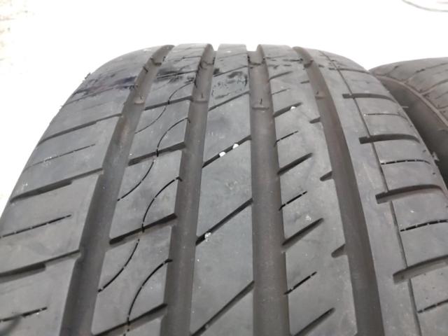 GRENLANDER L-ZEAL56 245/40R20 2本