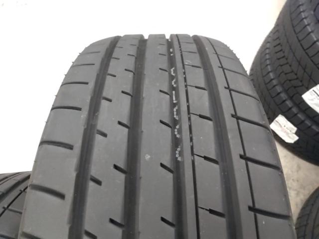 ADVAN V61 E+ 225/60R18