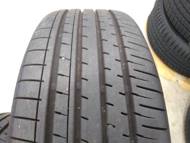 三菱純正デリカD:5 後期純正ホイール+YOKOHAMA BluEarth-XT AE61