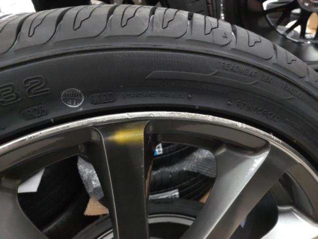 【新品タイヤ付き】TRD ALUMINUM WHEEL TF4  + KENDA KR32 245/40R19 98W XL(ZR)