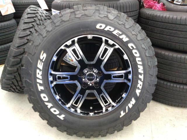 ☆リフトアップ車に☆PIAA ROCK SPEED + TOYO OPEN COUNTRY M/T