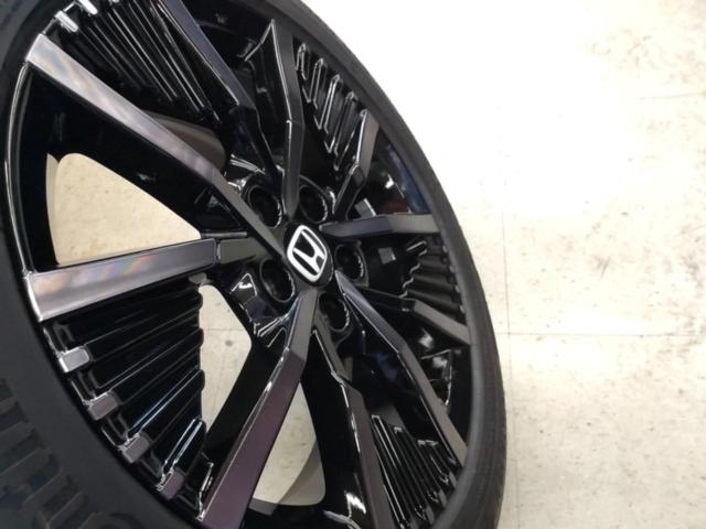 HONDA インサイトEV純正ホイール + Continental UltraContact UC6