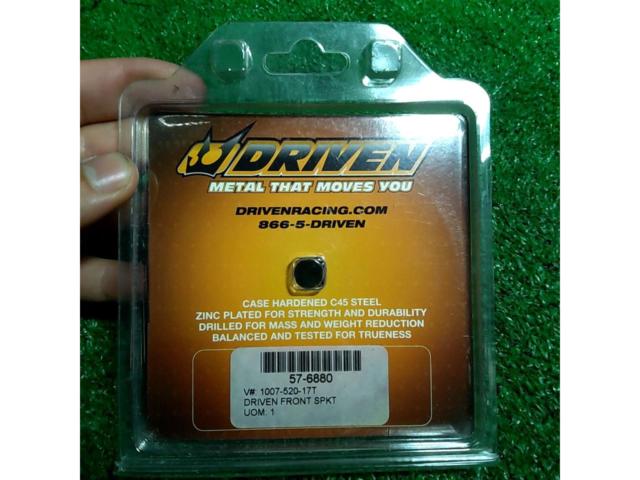 DRIVEN フロントスプロケット 1007-520-17T