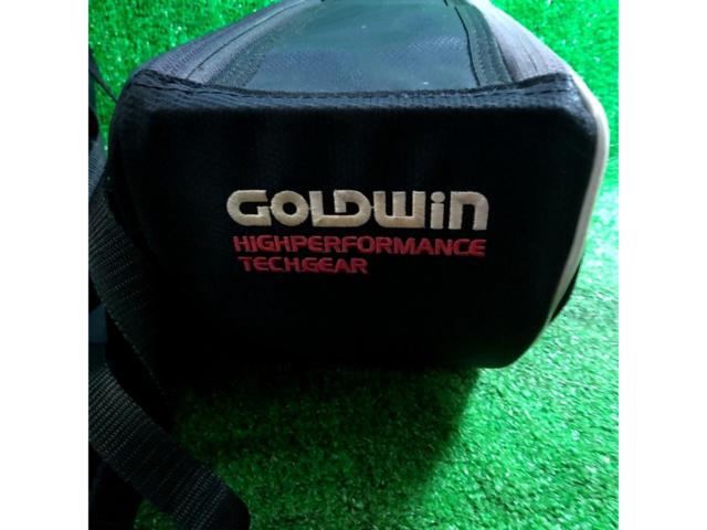 GOLDWIN スポーツシェイプサイドバッグ12