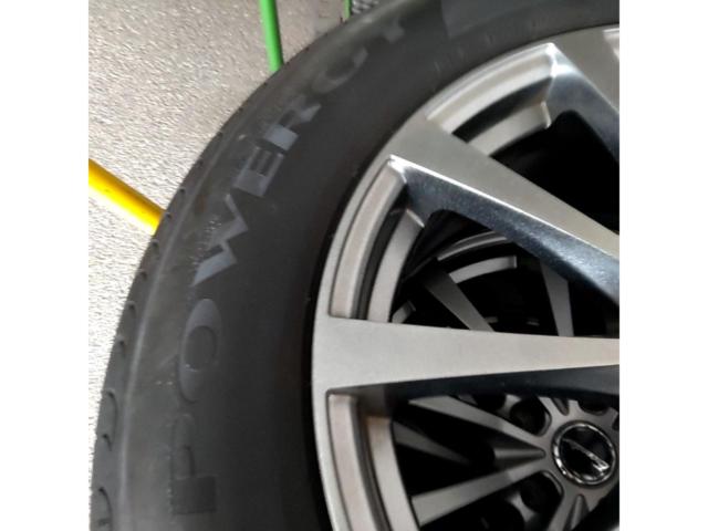 HOT STUFF Exceeder E03+ PIRELLI POWERGY