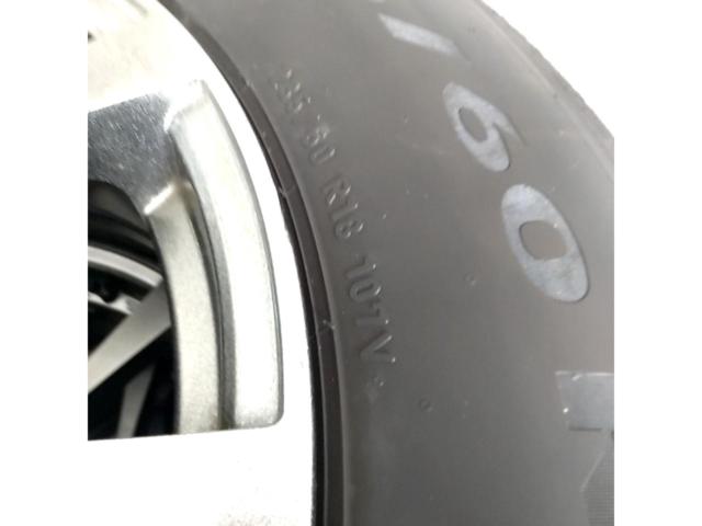 HOT STUFF Exceeder E03+ PIRELLI POWERGY