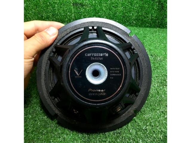 Translation
carrozzeria
TS-V174S
One mid only