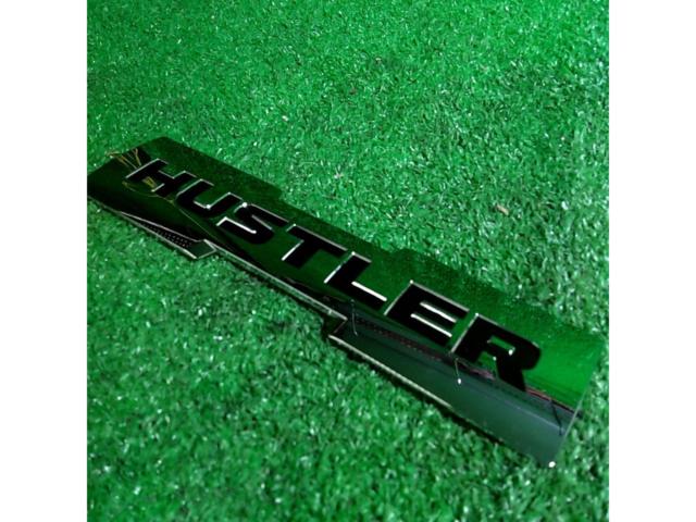 SUZUKI HUSTLER 純正 エンブレム