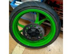 KAWASAKI ZXR250 / ZXR250R 純正  リアホイール