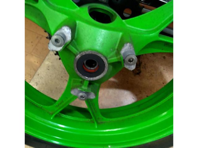 KAWASAKI ZXR250 / ZXR250R 純正  リアホイール