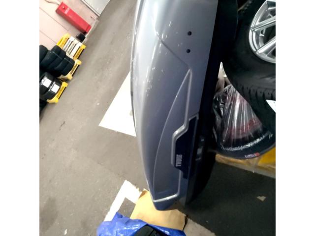 THULE SWEDEN MOTION XT L 両開きルーフボックス