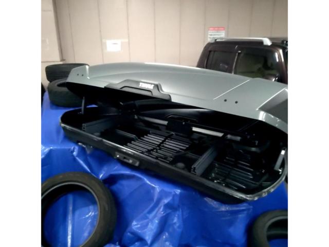 THULE SWEDEN MOTION XT L 両開きルーフボックス