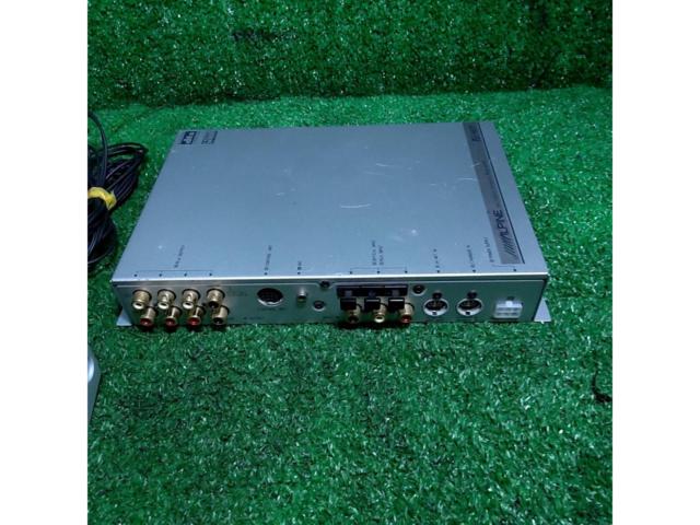 ALPINE PXA-H701 + RUX-C701 マルチディスプレイプレイヤー