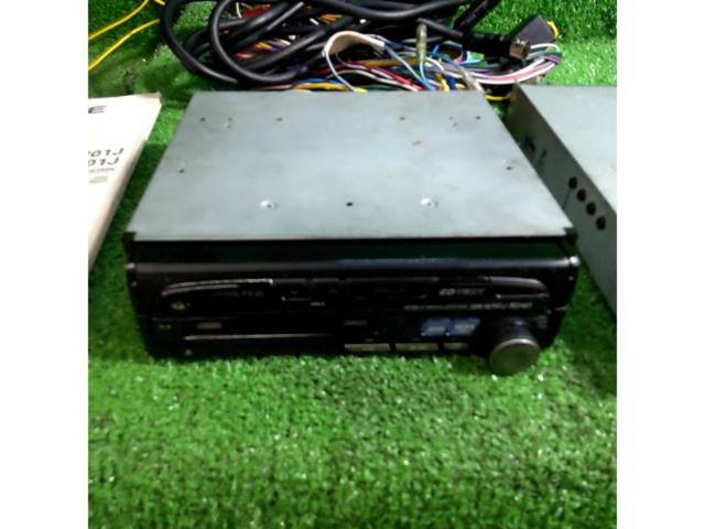 ALPINE IVA-M701J + IVA-M701J インダッシュモニター付きヘッドユニット