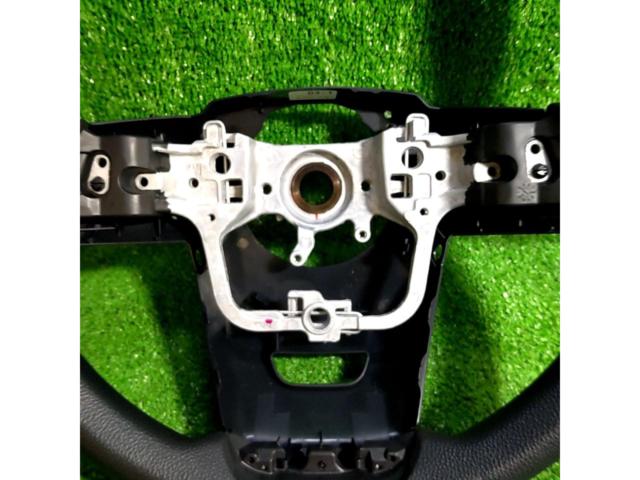 TOYOTA [GS120-08900]  ノア(90系) 純正ウレタンステアリング